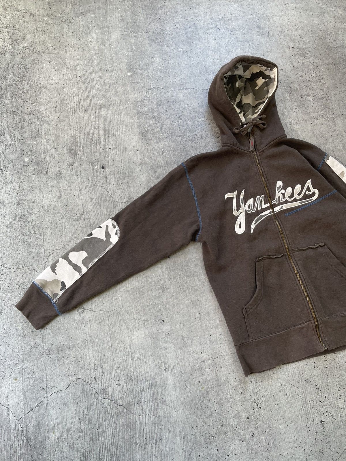 New York Yankees Vintage Brown New York Yankees zip hoodie big logo y2k Size US M / EU 48-50 / 2 - 5 Thumbnail