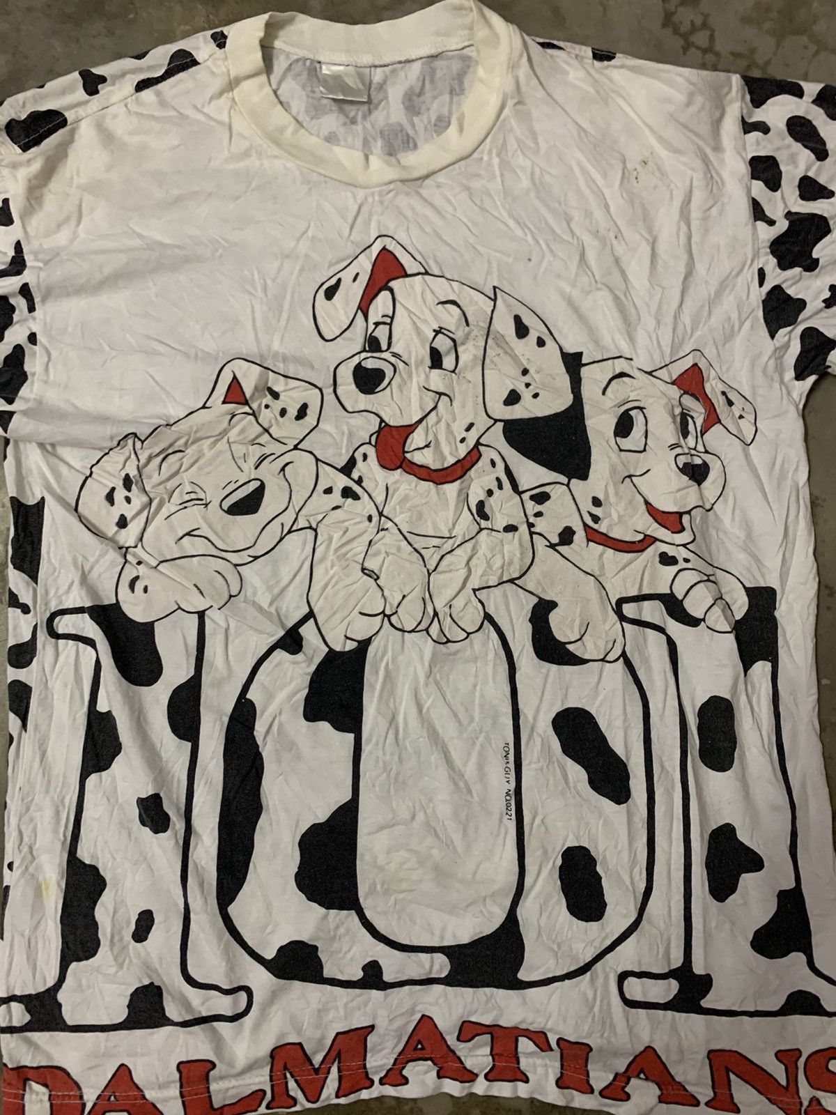 Disney Nice Printed 101 Damaltians T Shirt Size US L / EU 52-54 / 3 - 4 Thumbnail