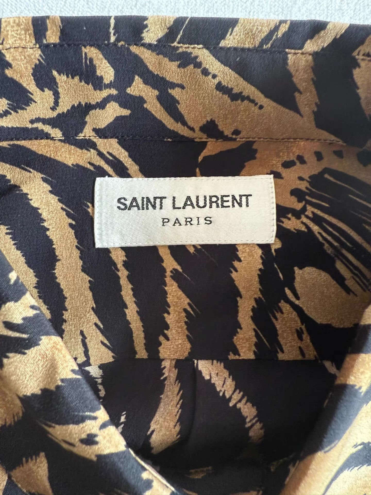 Saint Laurent Paris Saint Laurent Tiger Pattern Silk Shirt Ｑ23 Size US M / EU 48-50 / 2 - 2 Thumbnail
