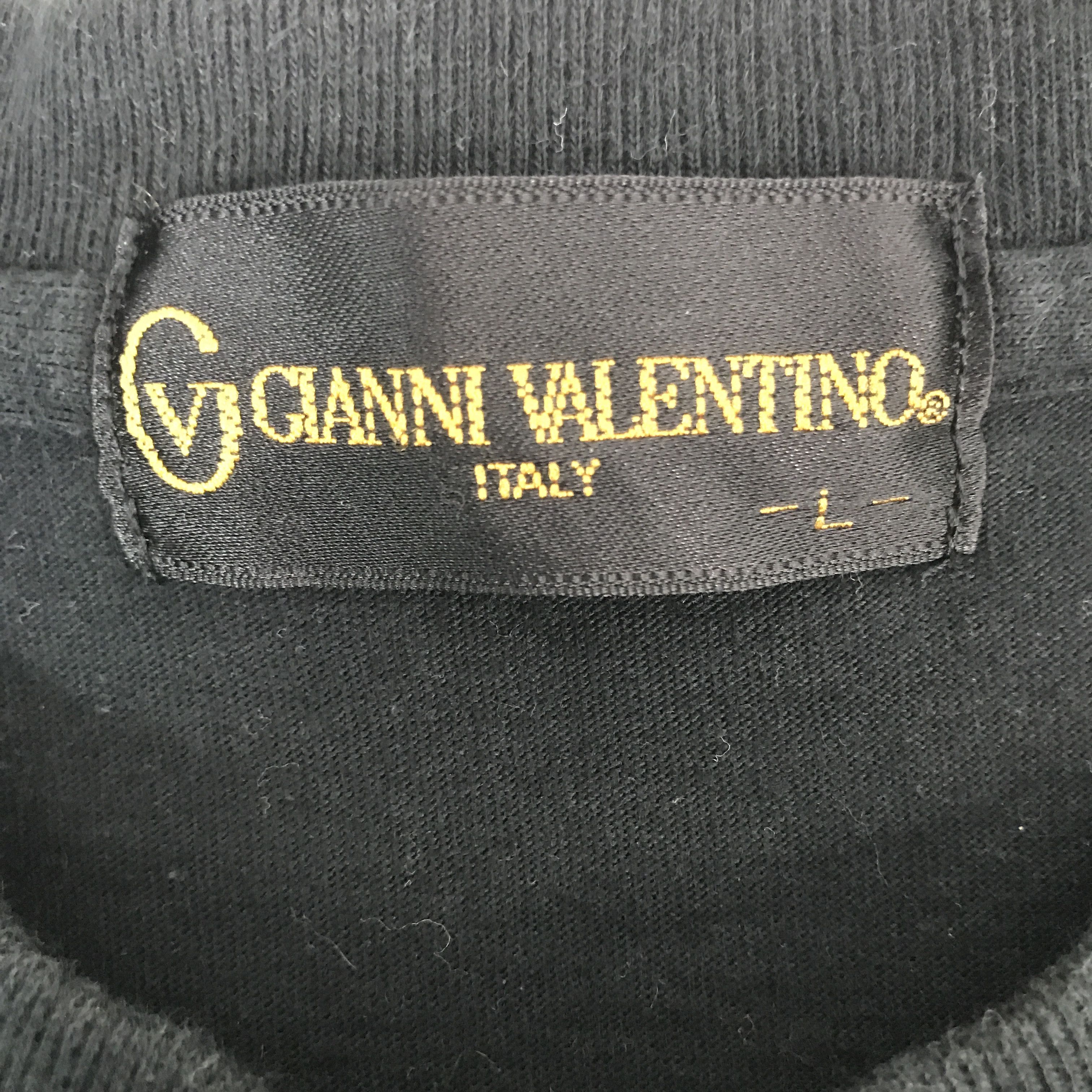 Gianni Valentino Vintage Gianni Valentino Embroidery Black T-Shirt Size US L / EU 52-54 / 3 - 7 Thumbnail