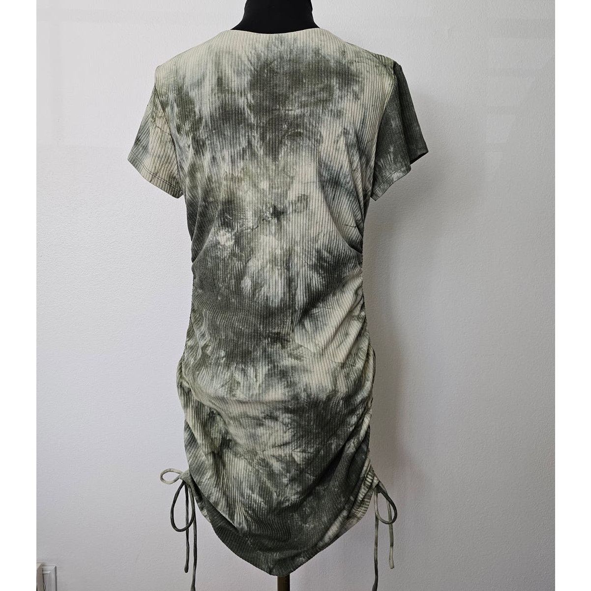 PRINCESS POLLY Princess Polly Green Keana Tie Dye Mini Dress US 12/ AU 16 Size XL / US 12-14 / IT 48-50 - 6 Thumbnail