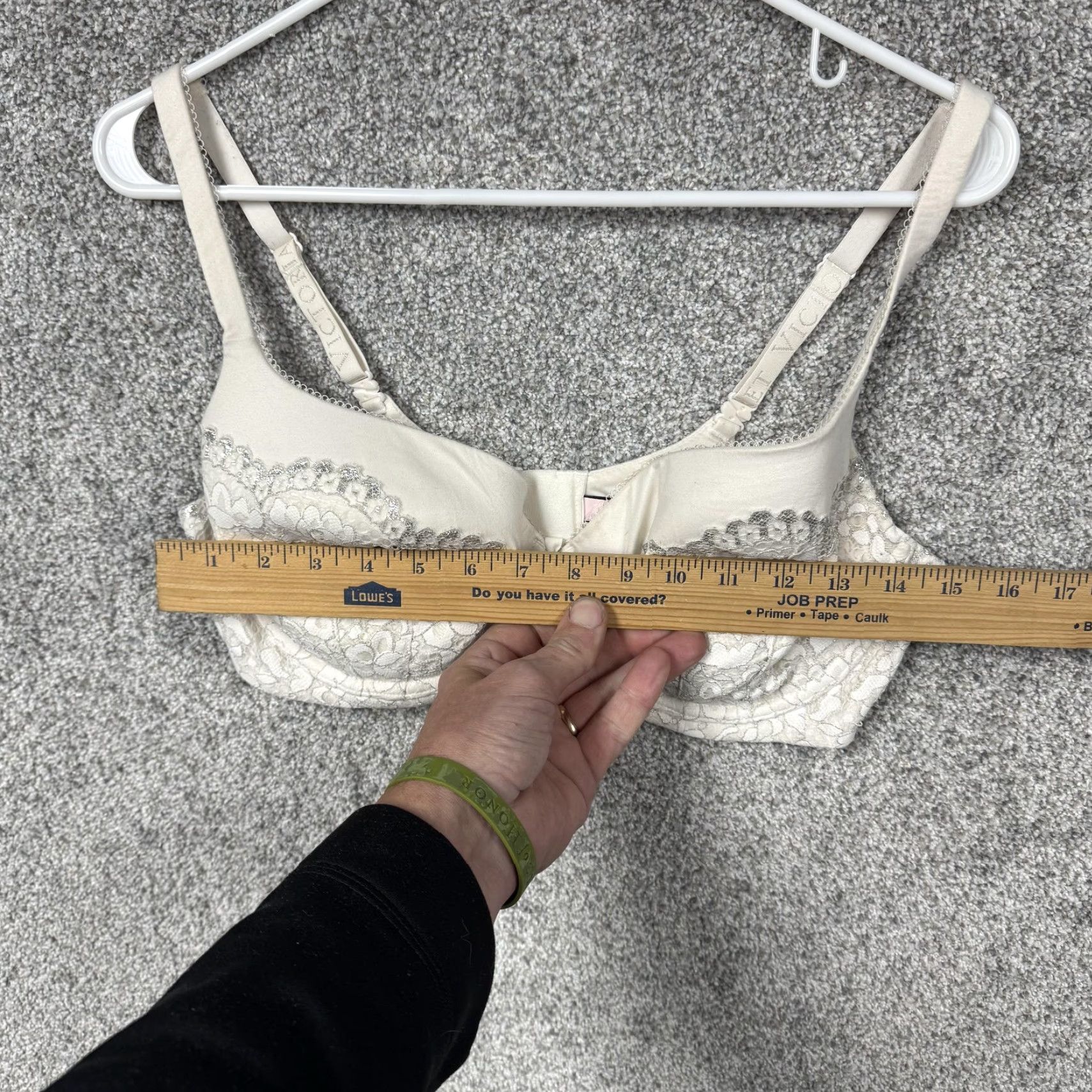 Victoria's Secret VINTAGE Victoria's Secret Body By Victoria Demi Underwire Padded Lace Bra 38D White Floral Balconette Womens Boys? Size ONE SIZE - 3 Thumbnail