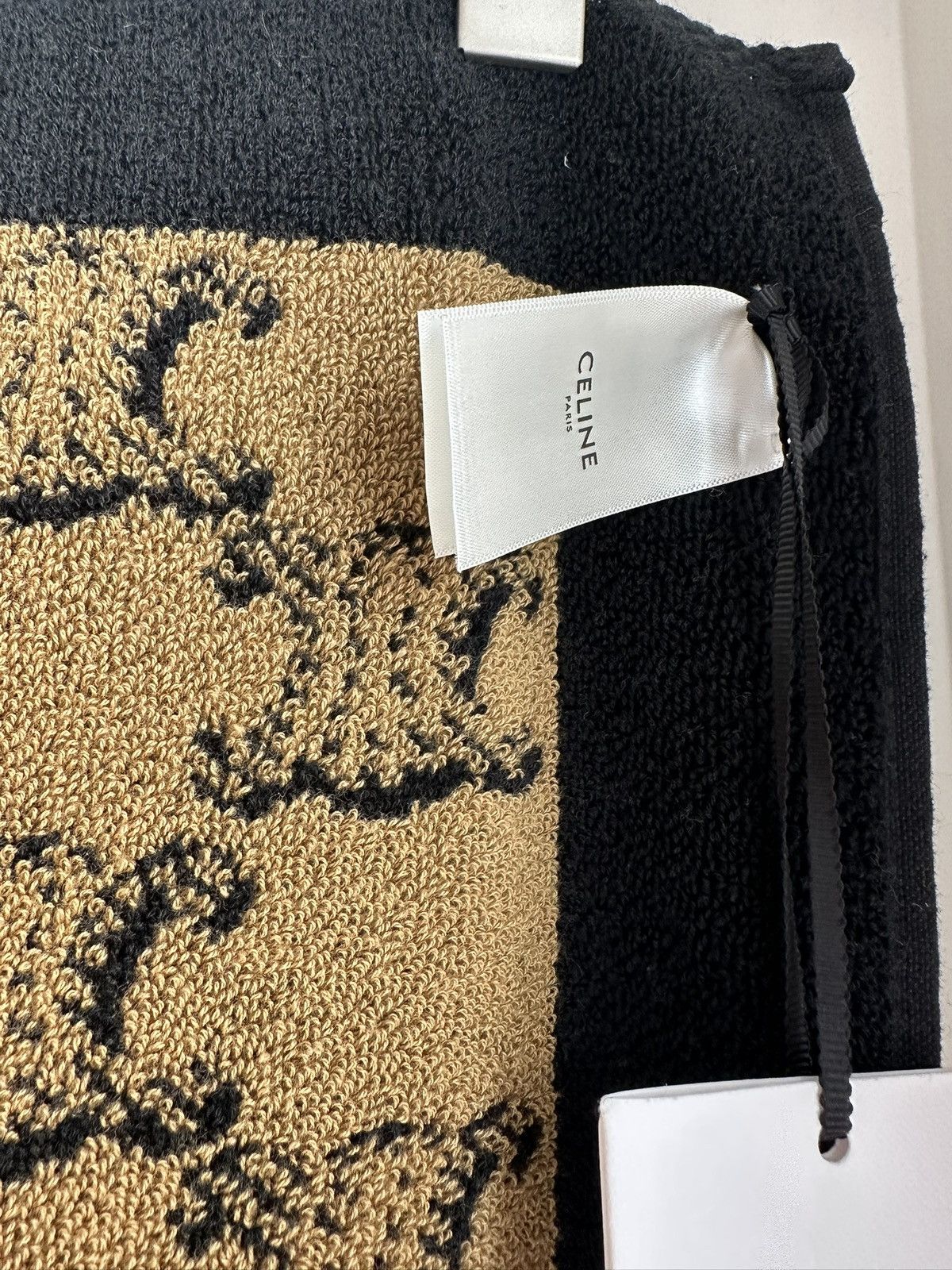 Celine NWT Celine Triomphe Beach Towel Size ONE SIZE - 5 Thumbnail