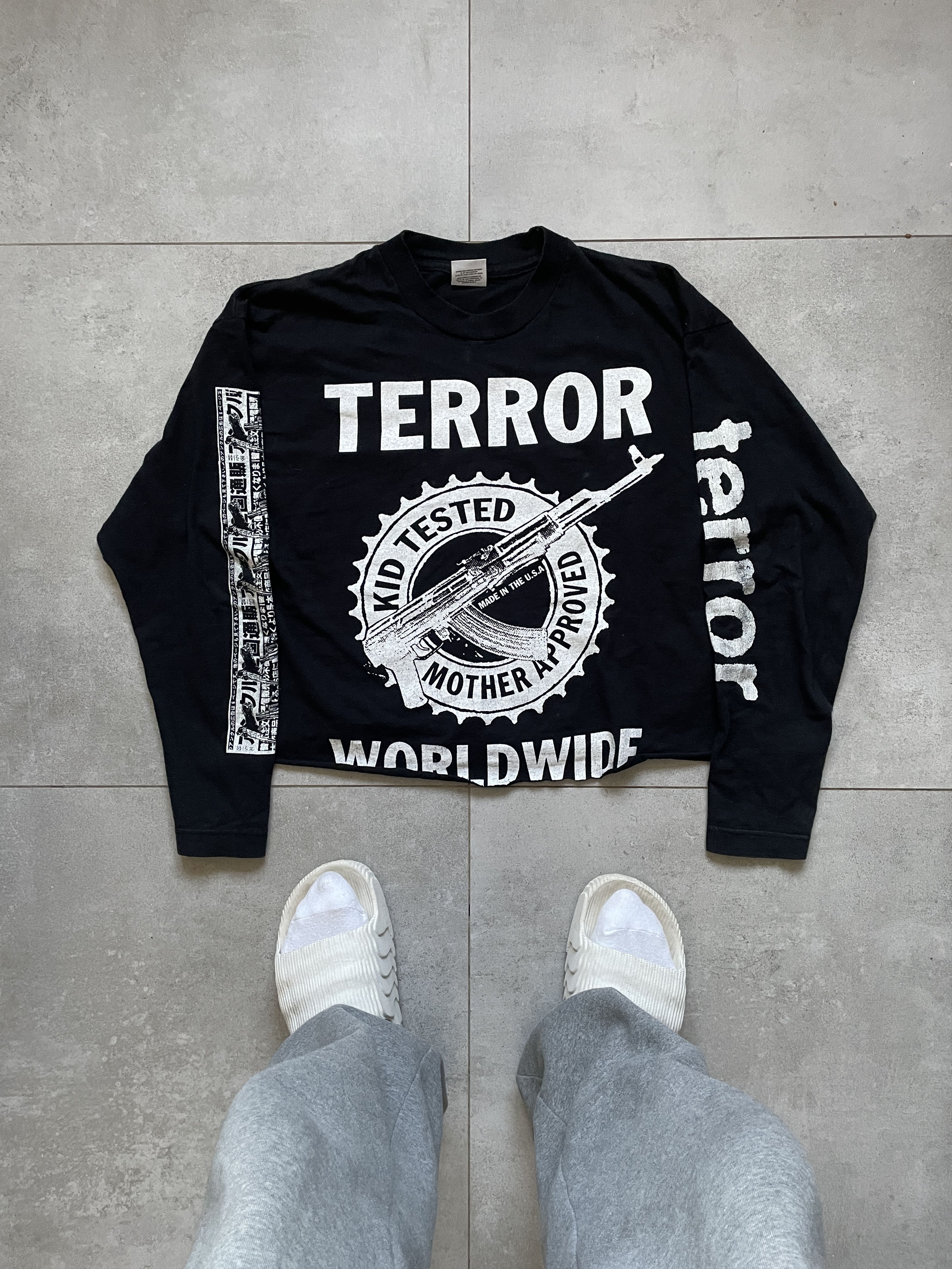 Vintage VINTAGE 1989 TERROR WORLDWIDE BLACK CROPPED LONGSLEEVE Size US XL / EU 56 / 4 - 1 Thumbnail