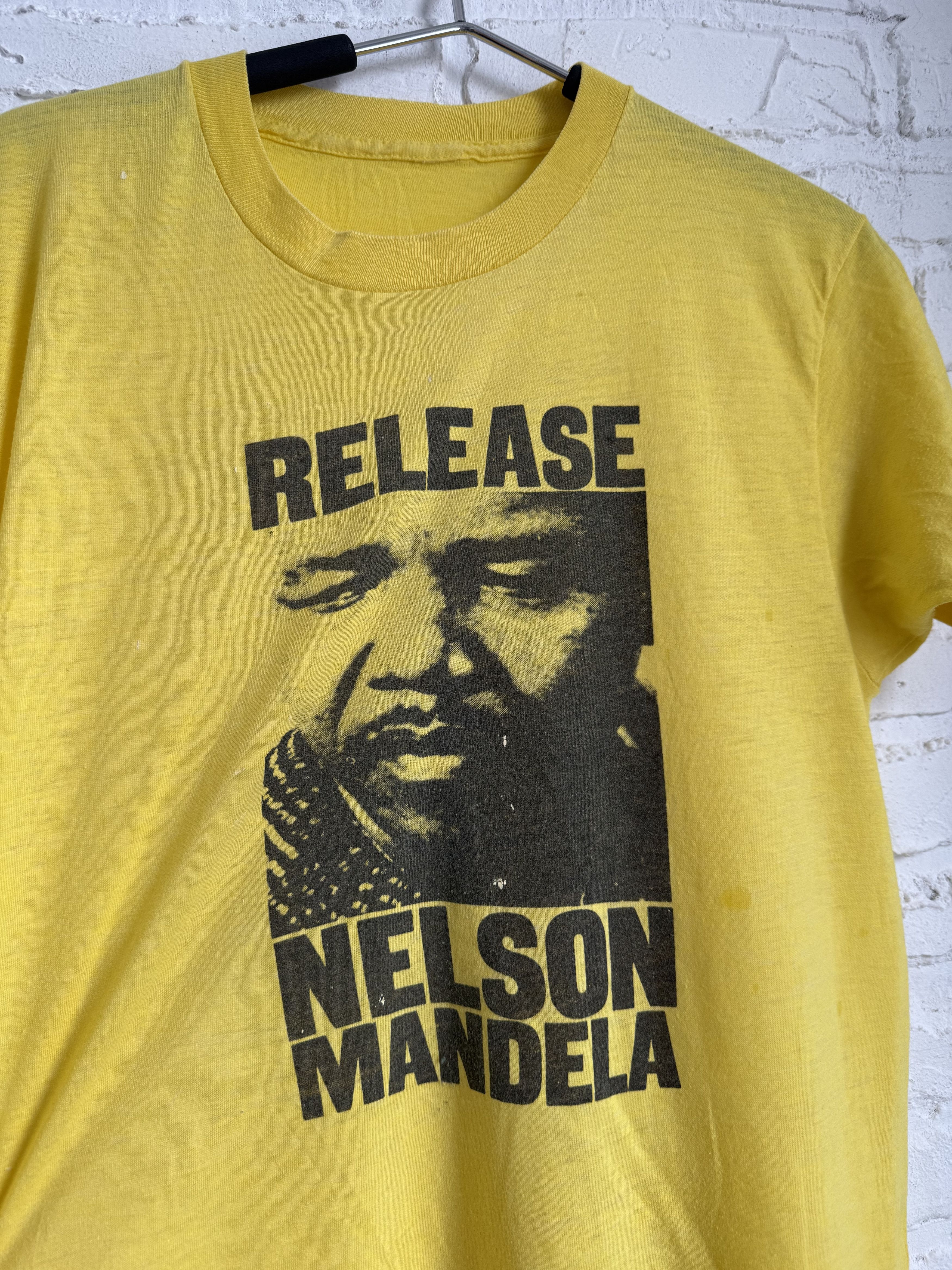 Vintage RARE Vintage 70s 80s Release Nelson Mandela protest t-shirt Size US M / EU 48-50 / 2 - 3 Thumbnail