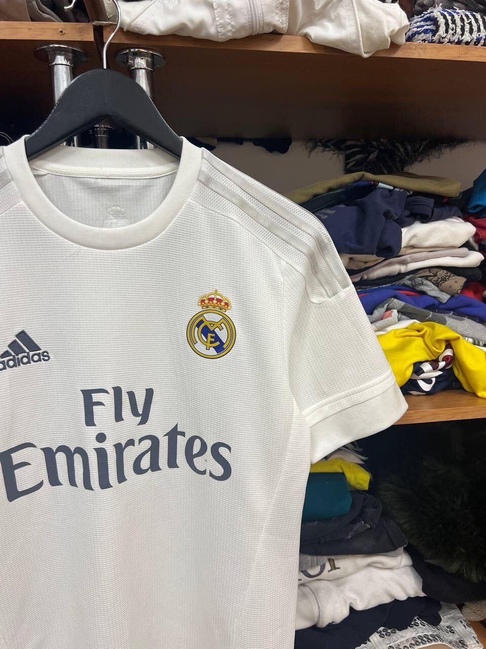 Adidas Adidas Real Madrid 2013 Home Jersey Fly Emirates Size US S / EU 44-46 / 1 - 4 Thumbnail