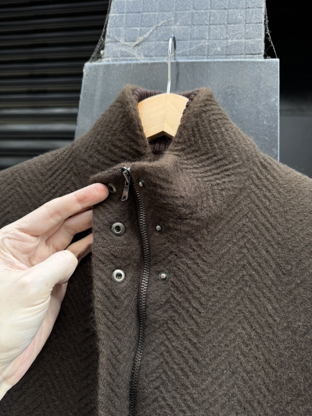 Veronique Branquinho Veronique Branquinho AW01 Waist-Cinched Draped Angora Coat Size S / US 4 / IT 40 - 3 Thumbnail