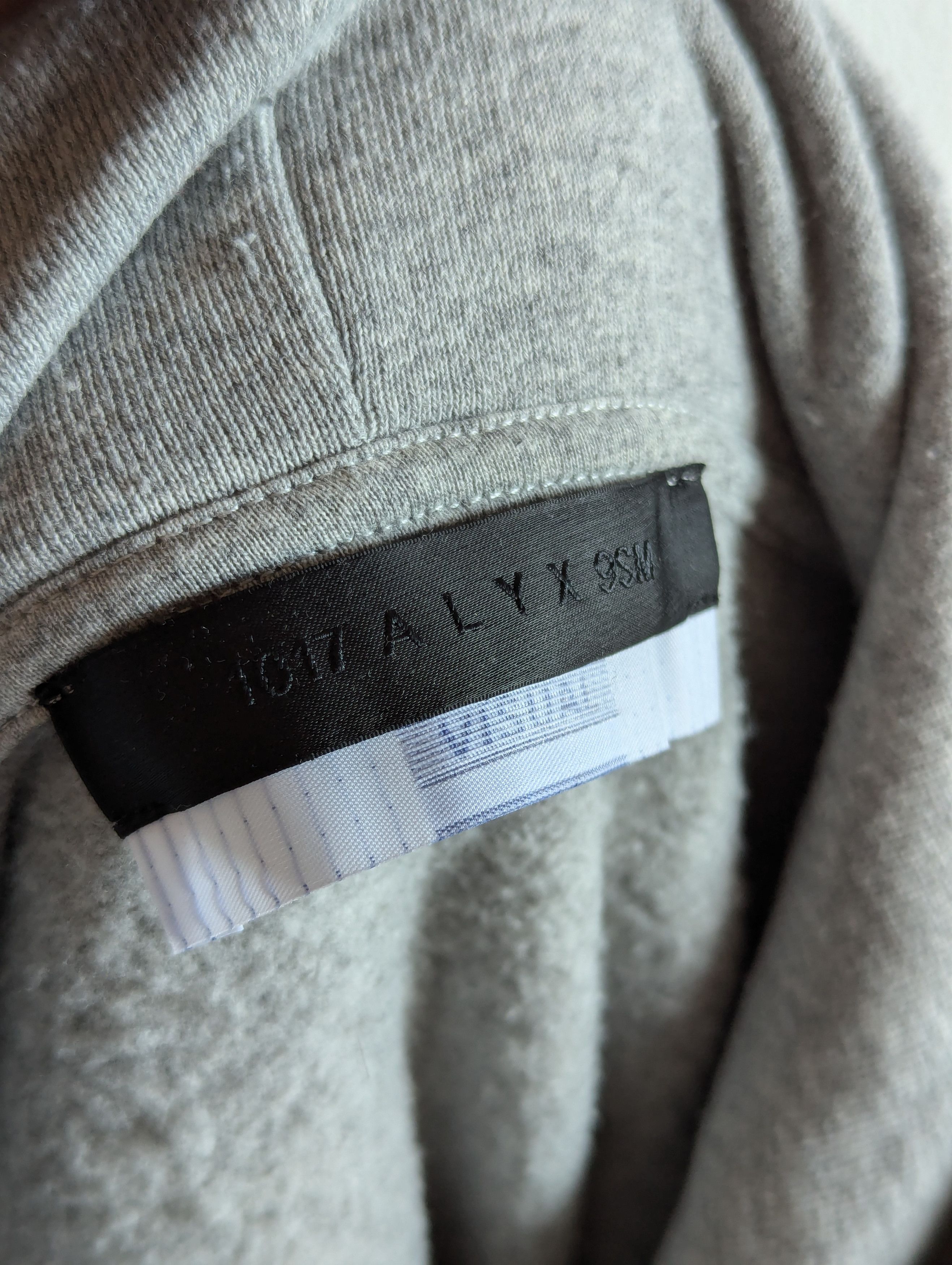 1017 ALYX 9SM 1017 ALYX 9SM Grey Visual Pop-Over Hoodie Size US S / EU 44-46 / 1 - 4 Thumbnail