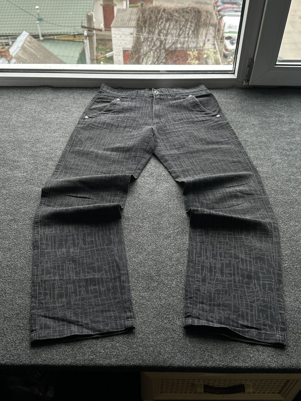 Armani VNTG🚨 ARMANI GRAY MONOGRAM PANTS LUXURY Y2K INDIGO CASUAL Size US 32 / EU 48 - 1 Thumbnail