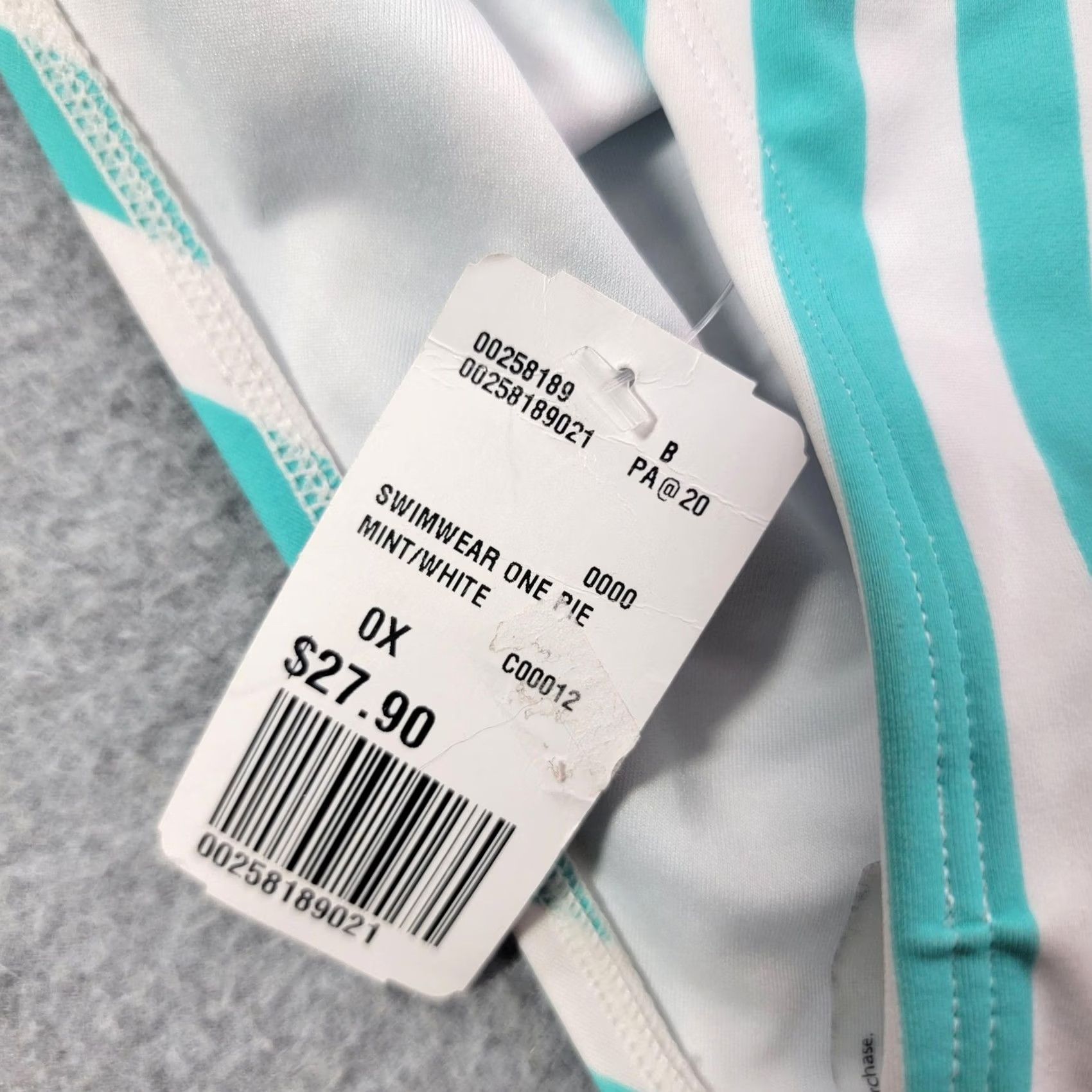 Forever 21 FOREVER 21 Swimwear One Piece Womens 0X Green Striped Lined Backless Spaghetti Strappy Plus Size Size ONE SIZE - 2 Thumbnail
