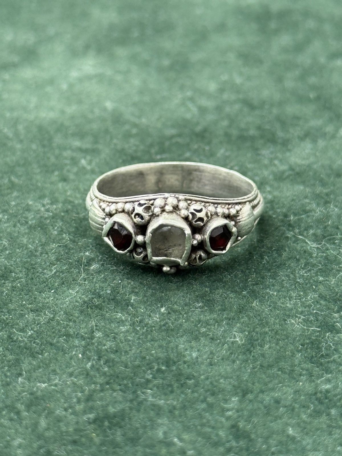 Vintage Vintage Silver Garnet & Quartz Ring Gothic Medieval Style Size ONE SIZE - 1 Thumbnail