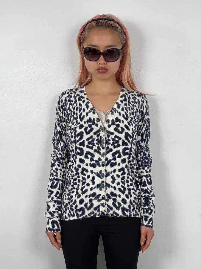 Roberto Cavalli 2000s Roberto Cavalli White & Navy Silk Leopard Cardigan Size S / US 4 / IT 40 - 2 Thumbnail