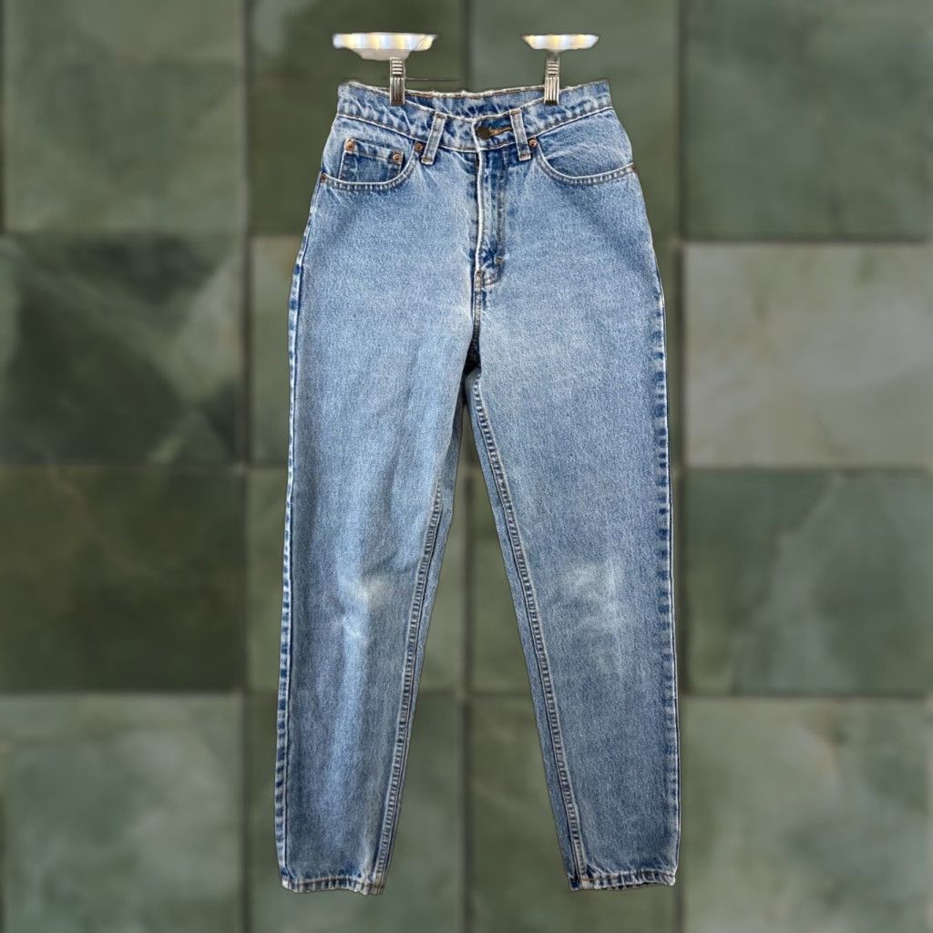Jordache VINTAGE Jordache Jeans Tapered Womens 5 Medium Blue 90s Pattern: Solid 5-Pocket Denim 28in Inseam Mens/ Womens? Size 27" / US 4 / IT 40 - 1 Thumbnail