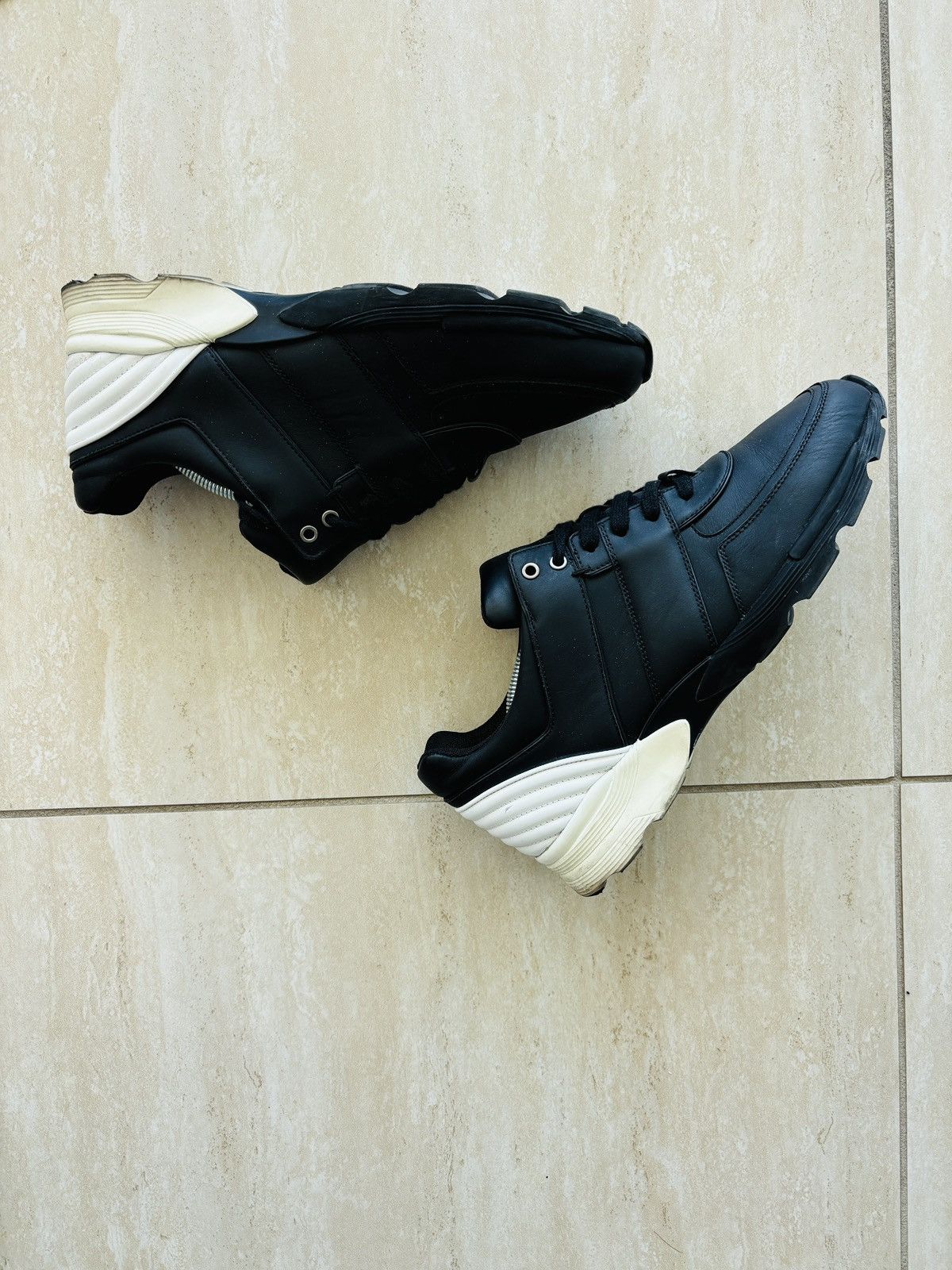 Chanel × Karl Lagerfeld CHANEL runners Size US 10 / EU 43 - 1 Thumbnail