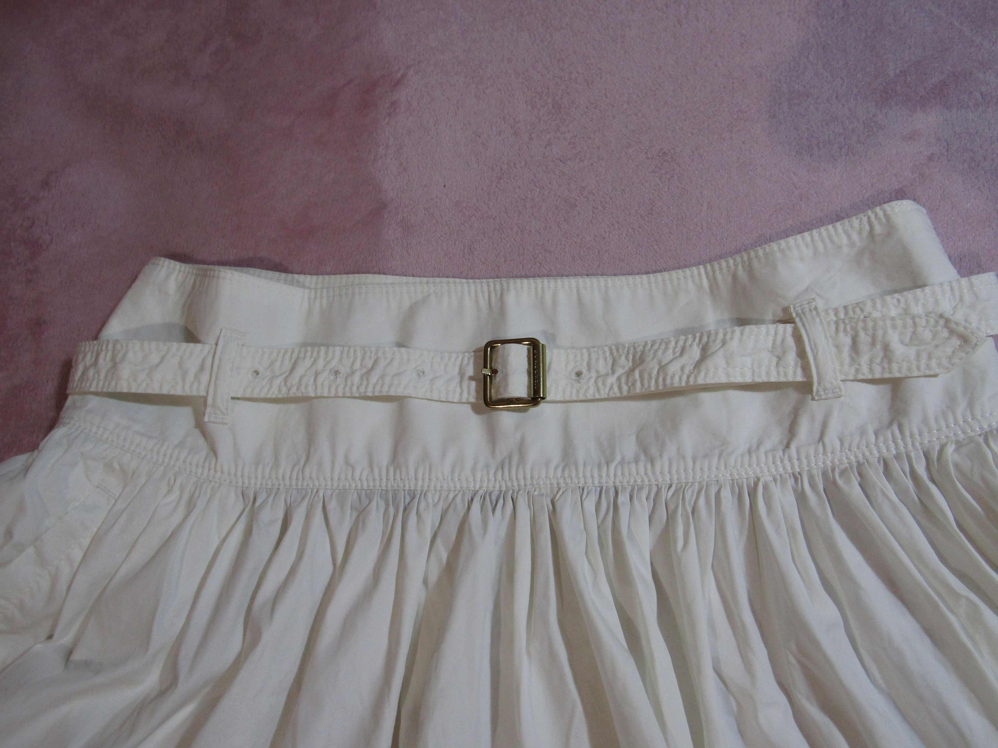 Burberry Burberry London Women’s Hip Skirt Made in Italy Size 27" / US 4 / IT 40 - 3 Thumbnail