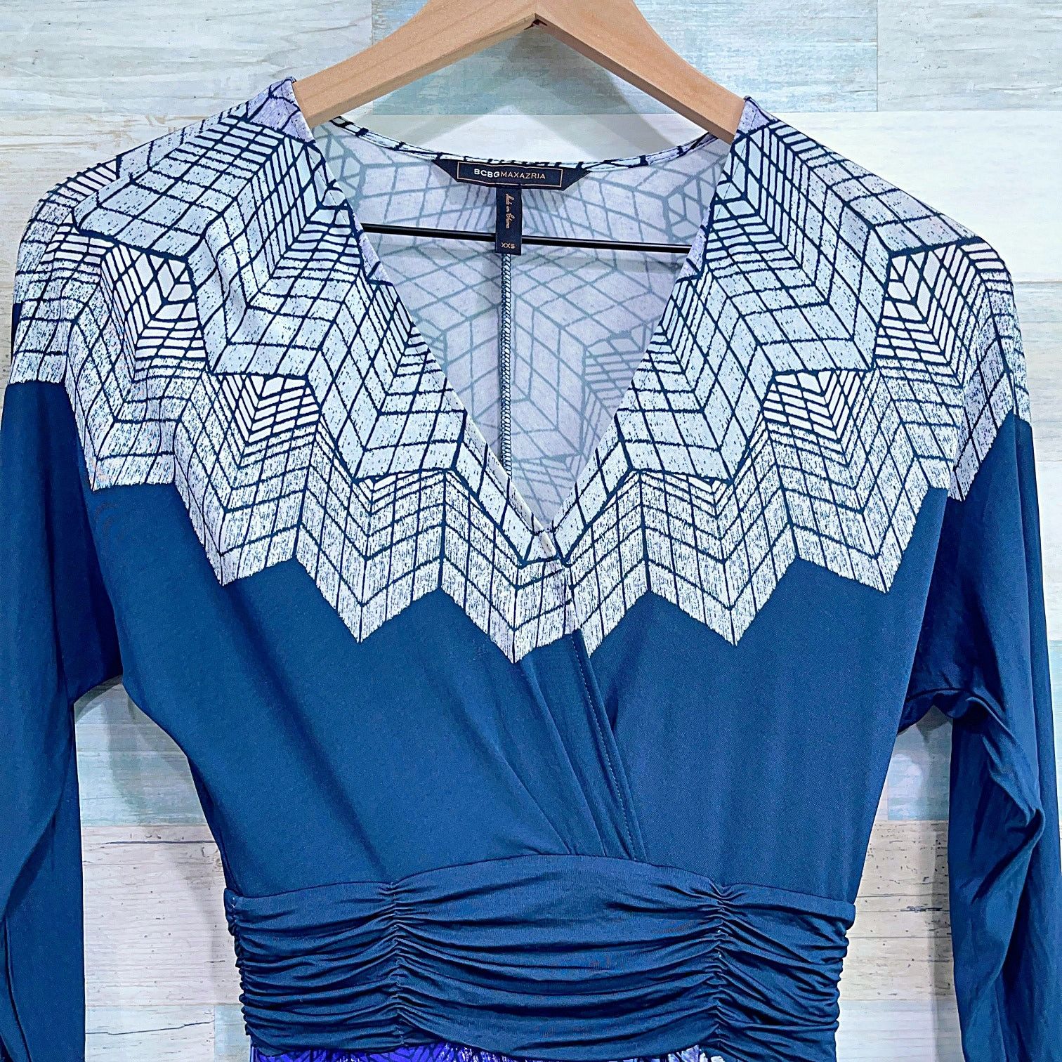 Bcbgmaxazria BCBGMaxAzria Ruched Waist Wrap Dress Blue Long Sleeve XXS Size XXS / US 00 / IT 34 - 2 Thumbnail
