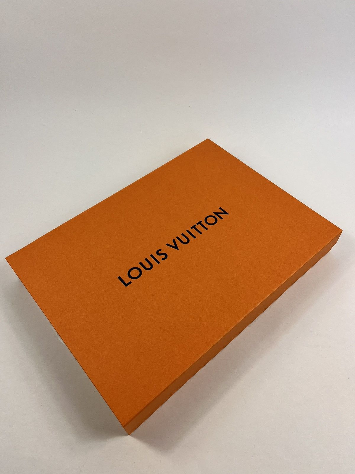 Louis Vuitton PINK LOGO T-SHIRT Size US L / EU 52-54 / 3 - 14 Thumbnail