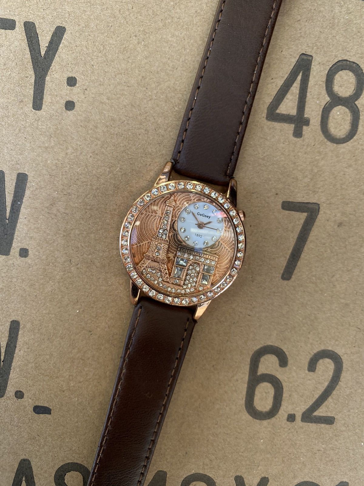Jewelry × Vintage Sparkling Crystal Design Wristwatch - Japanese Brand Size ONE SIZE - 2 Thumbnail