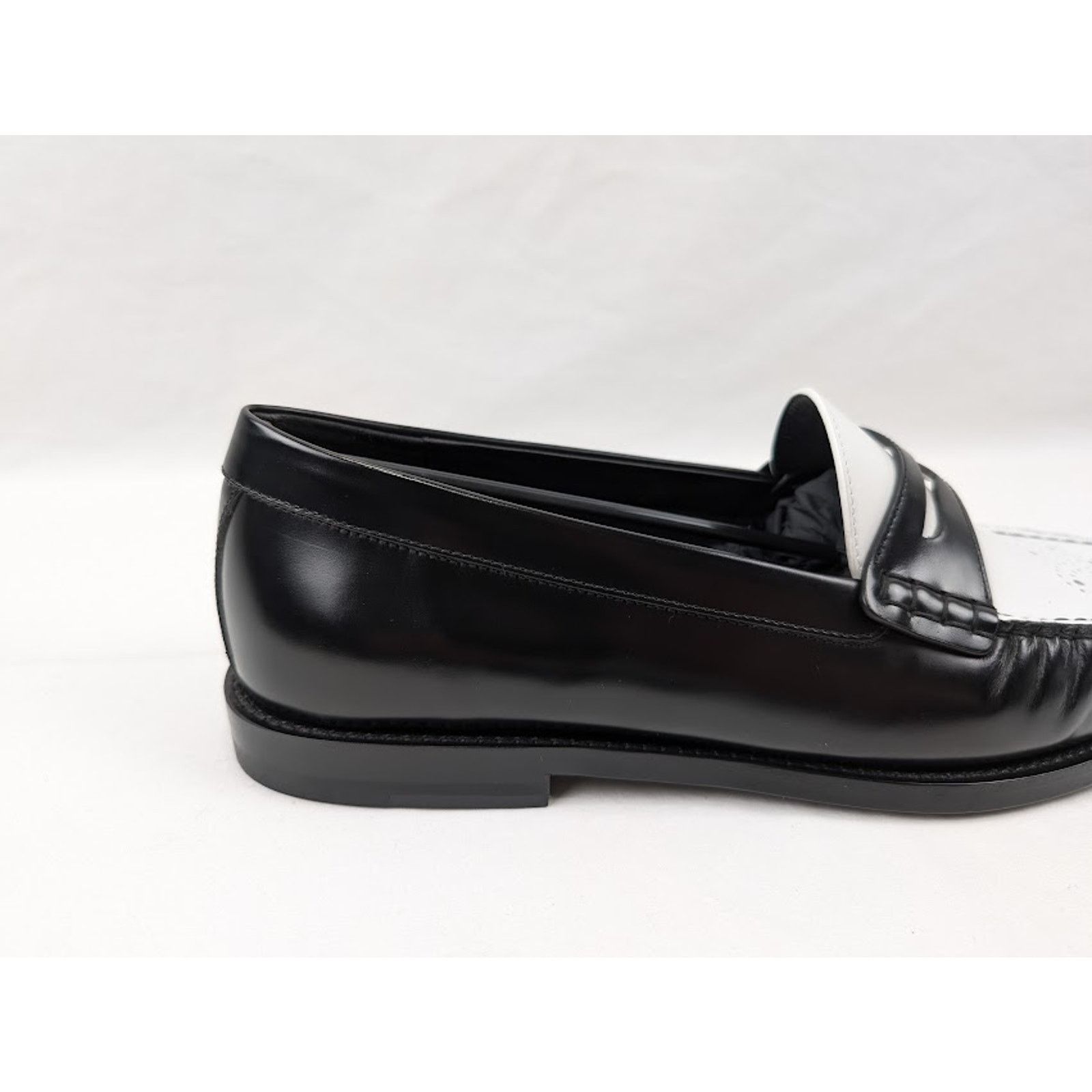 Celine o1rshd1 Loafers 15 in Black/Optic White Size US 11 / EU 44 - 4 Thumbnail