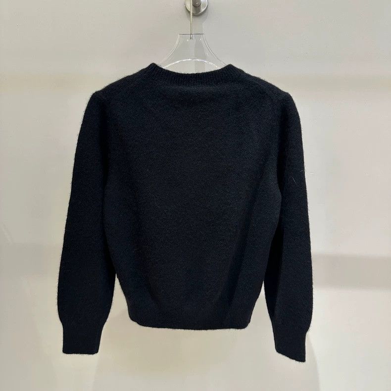Louis Vuitton Louis Vuitton 25 black logo intarsia wool crewneck long-sl Size US L / EU 52-54 / 3 - 2 Thumbnail