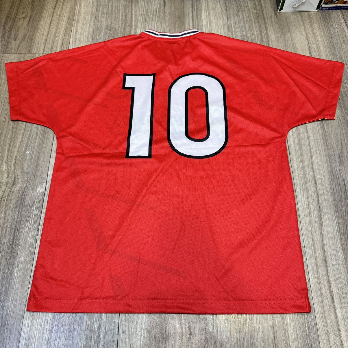 Japanese Brand Nagoya Grampus Eight 90s retro home shirt #10 Size US M / EU 48-50 / 2 - 2 Thumbnail