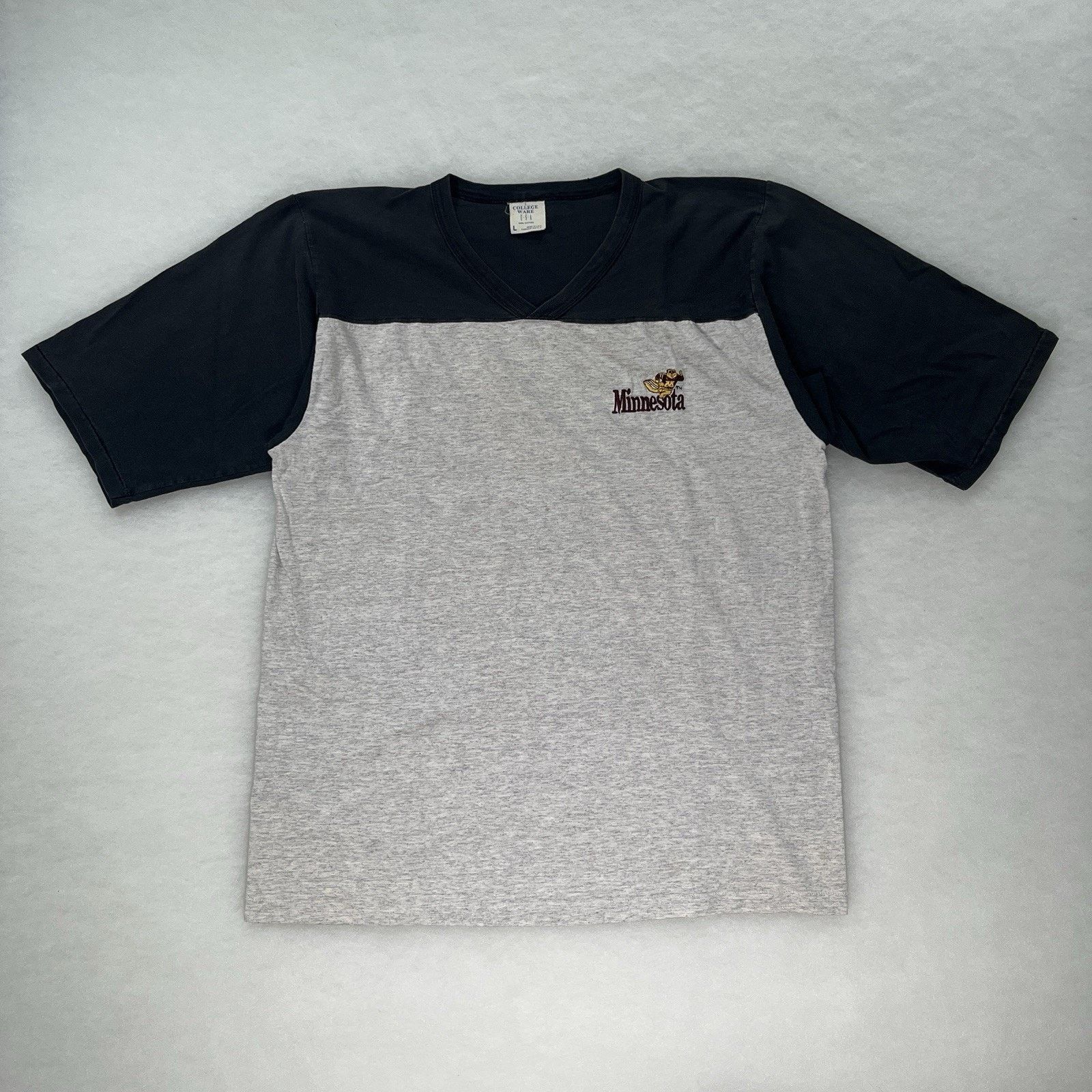 Other Vintage 90’s Embroidered Golden Gophers NCAA T Shirt Size L Size US L / EU 52-54 / 3 - 1 Thumbnail