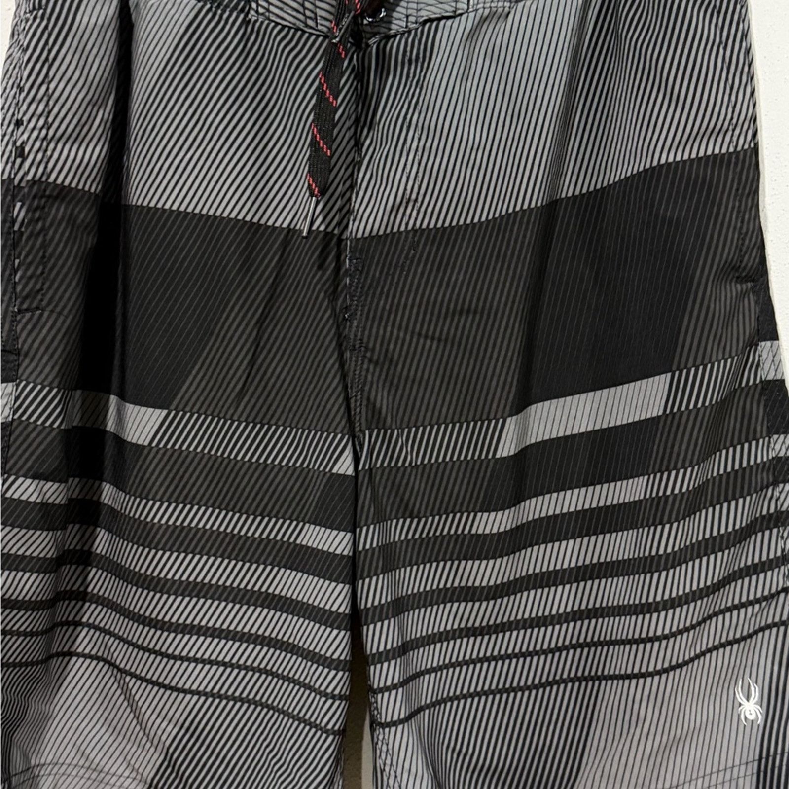 Spyder Spyder Men's Black and Gray Swim Shorts Size XL Size US 38 / EU 54 - 5 Thumbnail
