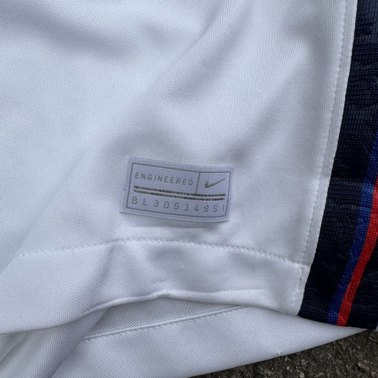 Nike × Vintage Vintage Nike England Centre Logo Big Swoosh Football Y2K 90s Size US XXL / EU 58 / 5 - 8 Thumbnail