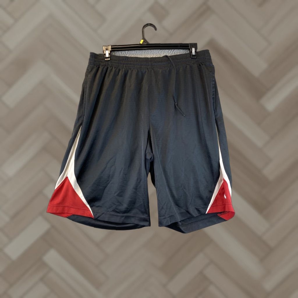 Nike Nike Shorts Men XL Black Athletic Pockets Polyester /72-61 Size US 36 / EU 52 - 1 Thumbnail