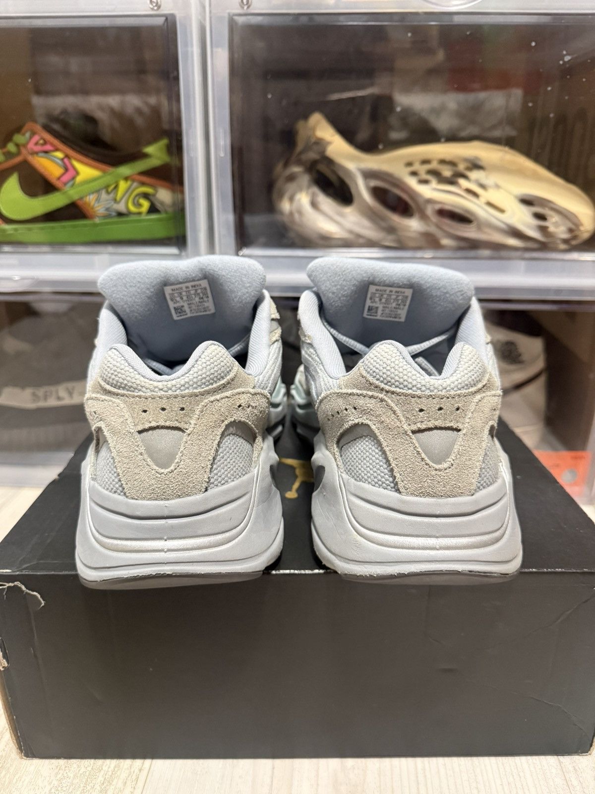 Adidas × Kanye West Adidas Yeezy 700 V2 Hospital Blue Size US 9.5 / EU 42-43 - 5 Thumbnail