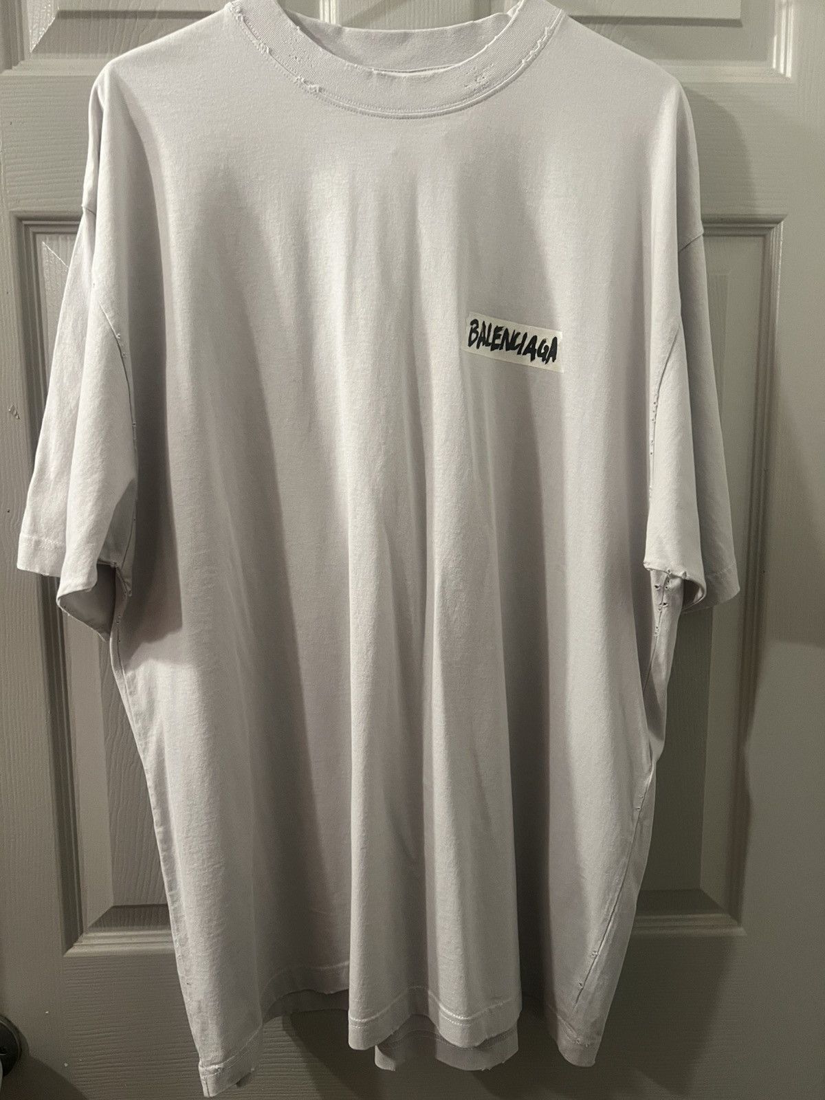 Balenciaga Balenciaga Distressed t-shirt Size US M / EU 48-50 / 2 - 2 Thumbnail