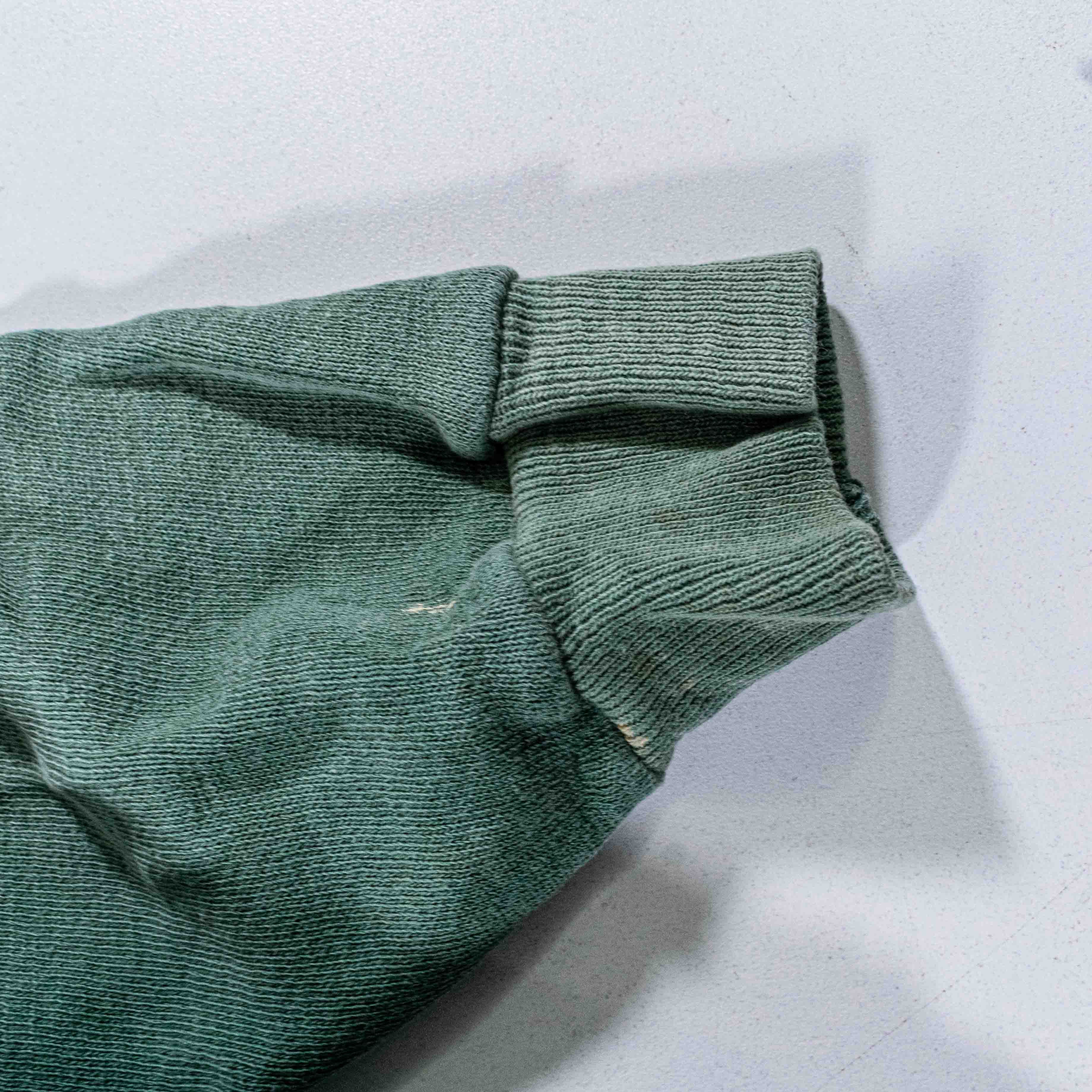 Vintage VTG 70s 80s Raglan Sweatshirt Blank Tonal Green Sun Faded Size US S / EU 44-46 / 1 - 10 Thumbnail