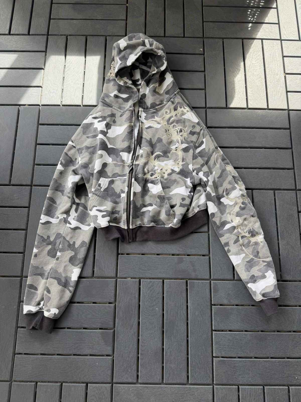 Other Grey camo zip up hoodie with embroidered flames Size US S / EU 44-46 / 1 - 1 Thumbnail