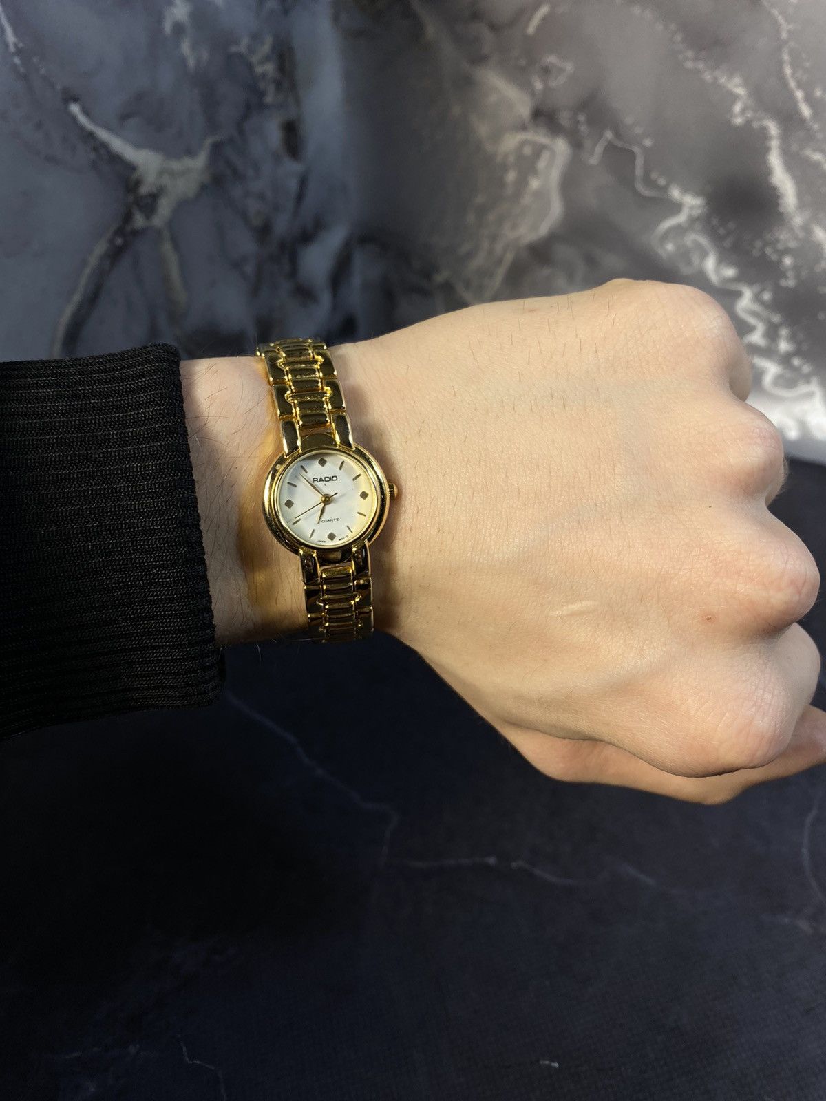Japanese Brand × Vintage Classic RADIO Watch with Gold Bracelet Japan Mov’t Size ONE SIZE - 1 Thumbnail