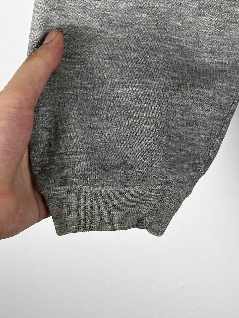 Stussy Stussy Vintage 90s Rare Grey Logo Sweatshirt Size US L / EU 52-54 / 3 - 7 Thumbnail