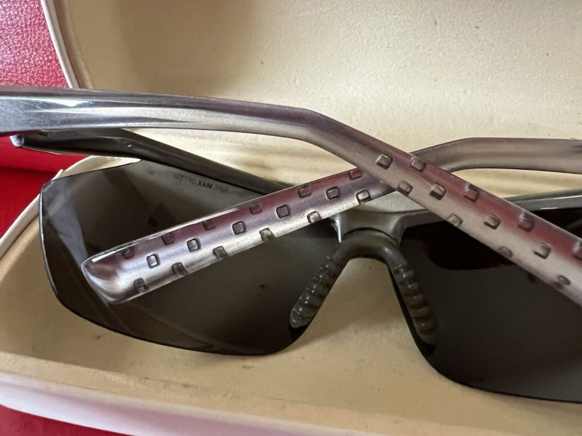 Nike Vintage Nike Tailwind EV0491 Sunglasses Red Swoosh Size ONE SIZE - 5 Thumbnail