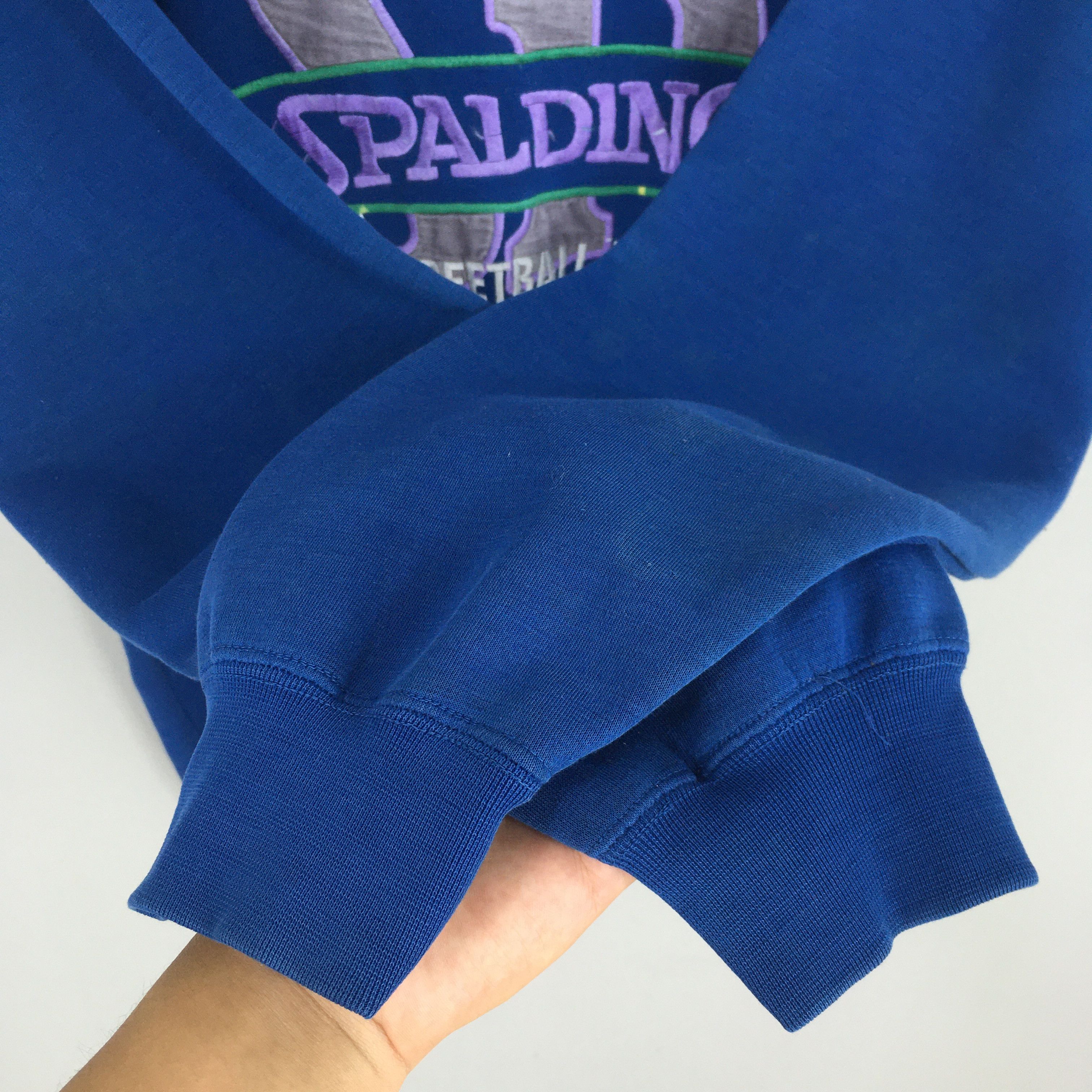 Vintage Vintage 90's Spalding Sportswear Basketball Sweatshirt Large Size US L / EU 52-54 / 3 - 4 Thumbnail