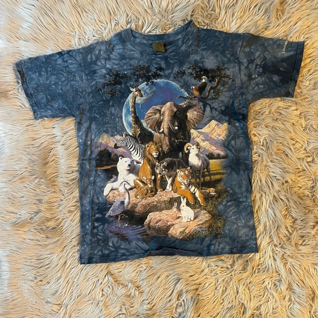 The Mountain Extinction is Forever 1997 animal graphic tee size M Size US M / EU 48-50 / 2 - 1 Thumbnail