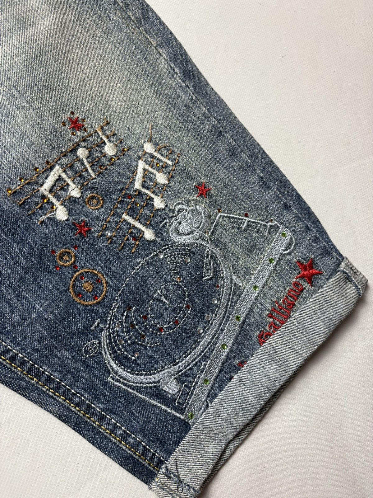 John Galliano Vintage John Galliano Denim Short Size US 31 - 7 Thumbnail