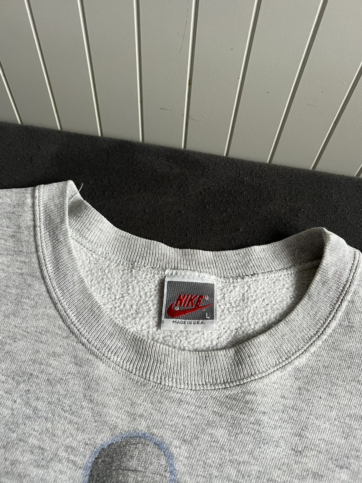 Nike Vintage Nike Mr Robinson Crewneck 90s VERY RARE Size US L / EU 52-54 / 3 - 7 Thumbnail