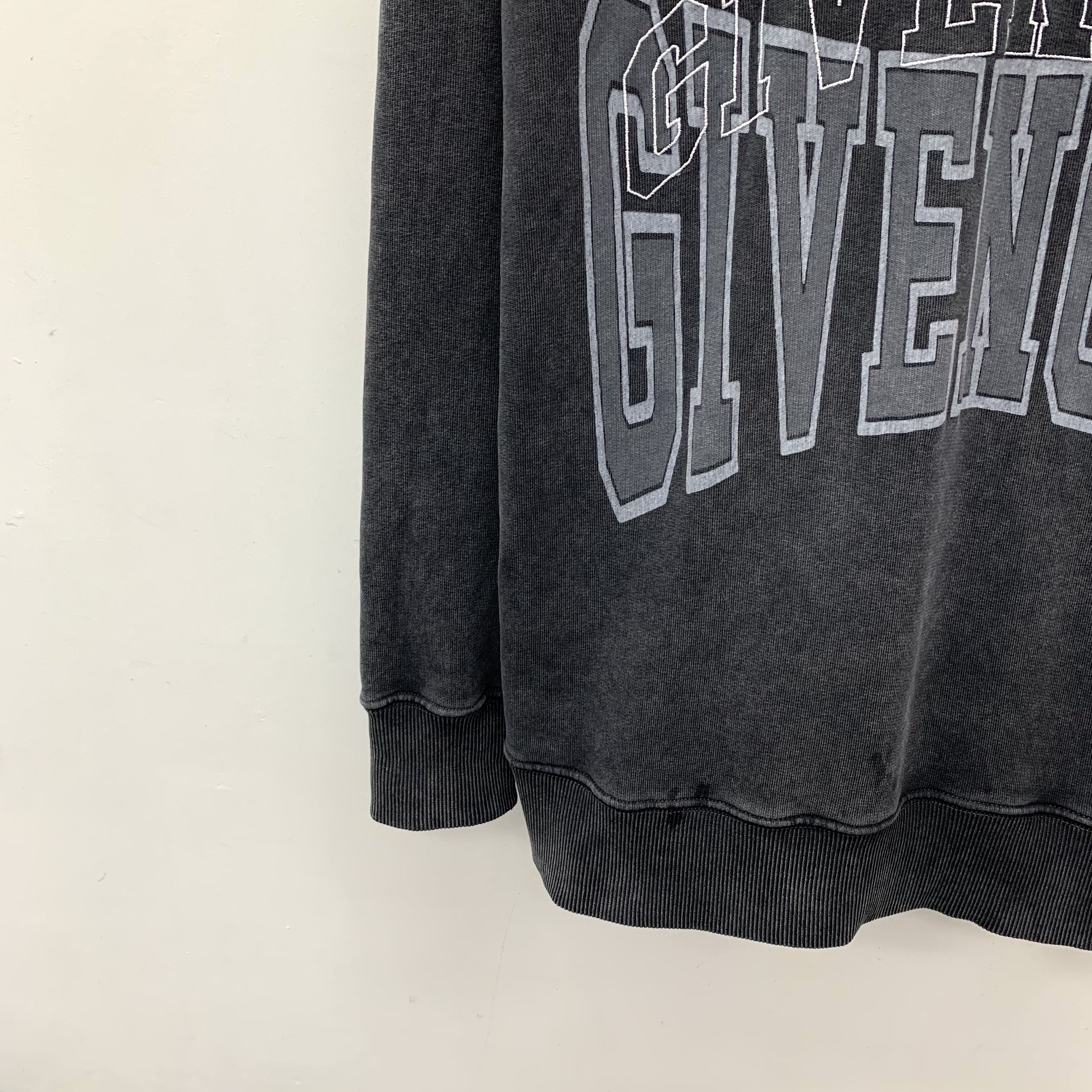 Givenchy Givenchy Distressed Logo Hoodie Black (S) Size US S / EU 44-46 / 1 - 4 Thumbnail