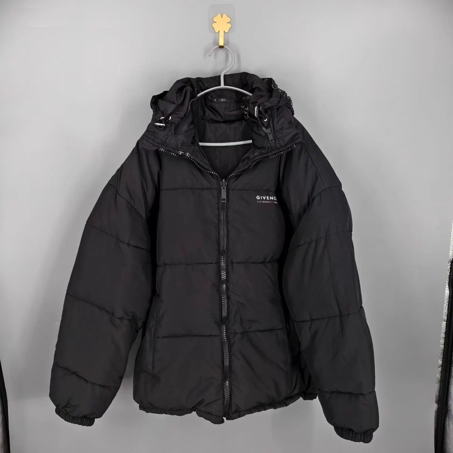 Givenchy Givenchy Reversible Logo Puffer Jacket 44 Size US S / EU 44-46 / 1 - 1 Thumbnail