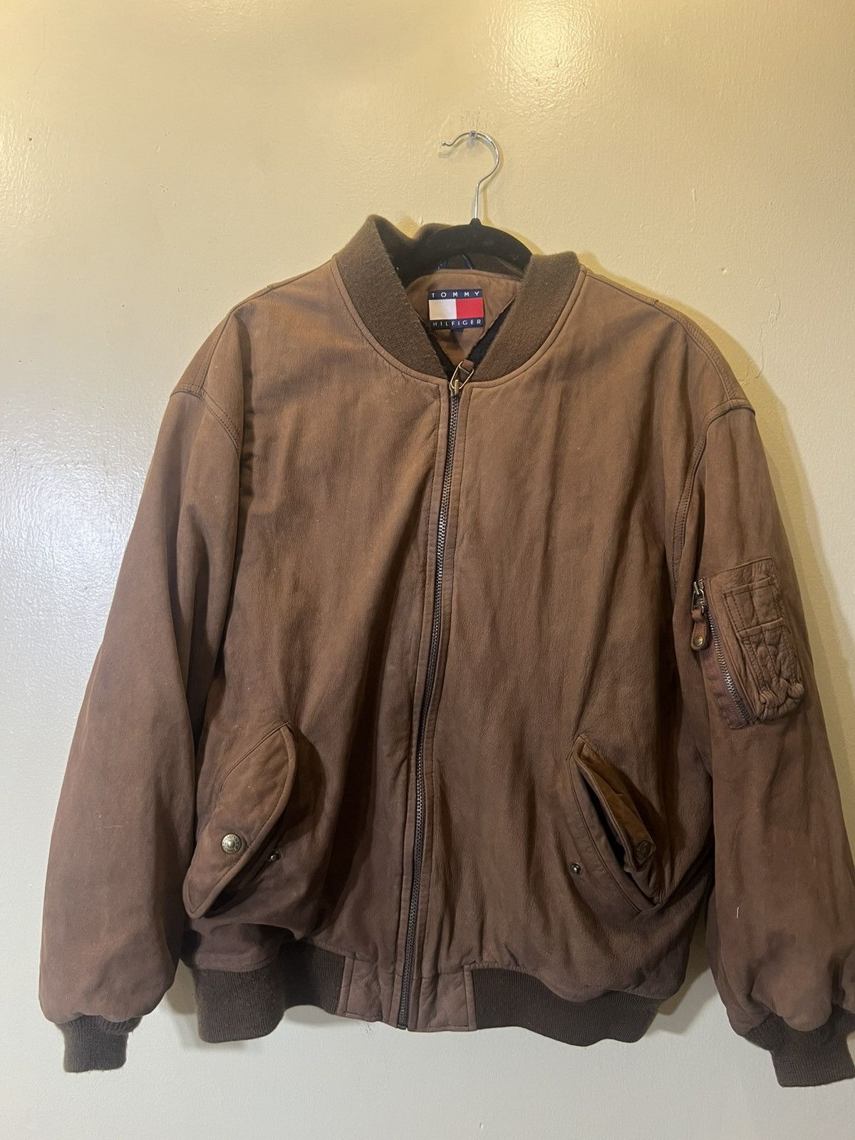 Tommy Hilfiger × Vintage Vintage Tommy Hilfiger Suede Bomber Jacket Size US L / EU 52-54 / 3 - 1 Thumbnail