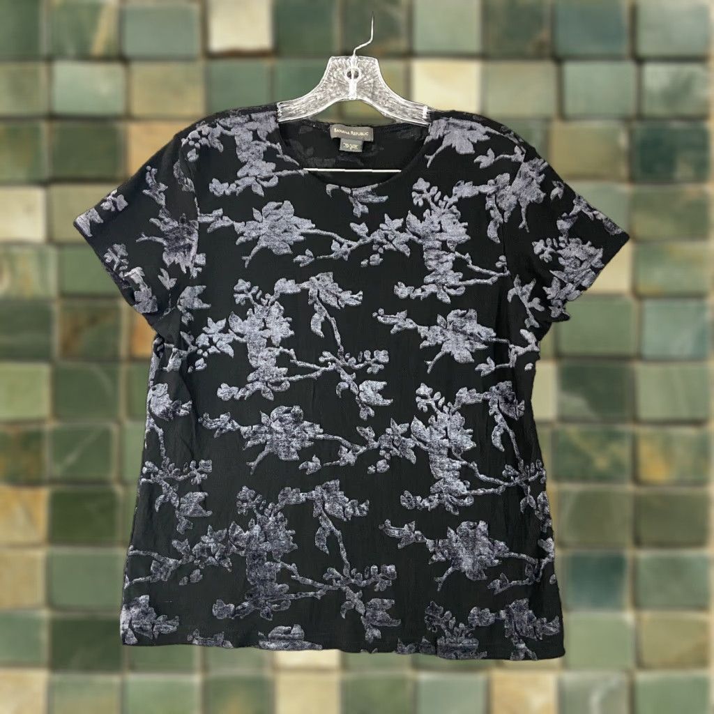 Banana Republic Banana Republic Sheer Blouse Floral Black Short Sleeve Women’s L Size L / US 10 / IT 46 - 1 Thumbnail