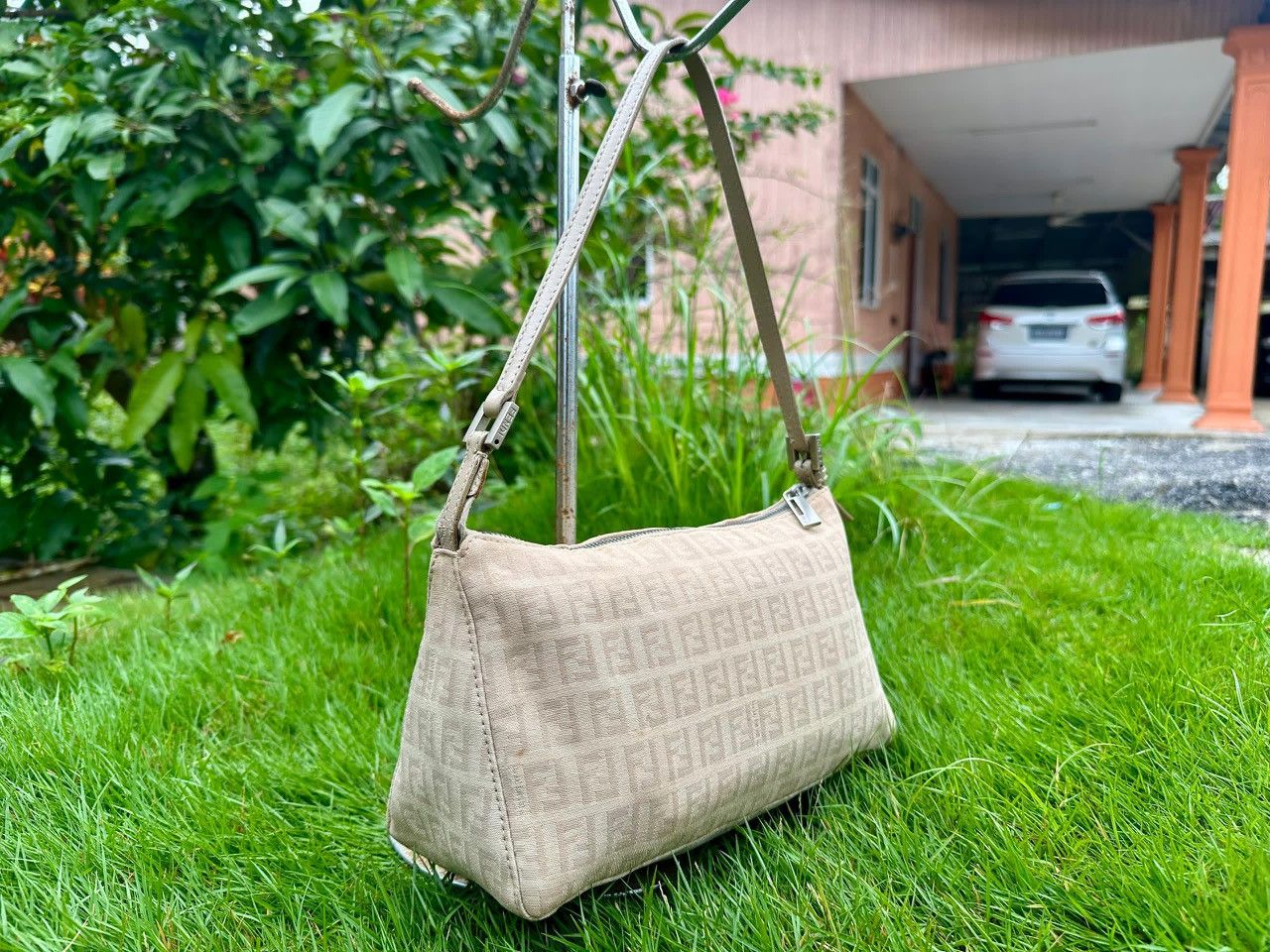 Fendi Authentic Fendi Zucchino Canvas Baguette Shoulder Bag Size ONE SIZE - 2 Thumbnail