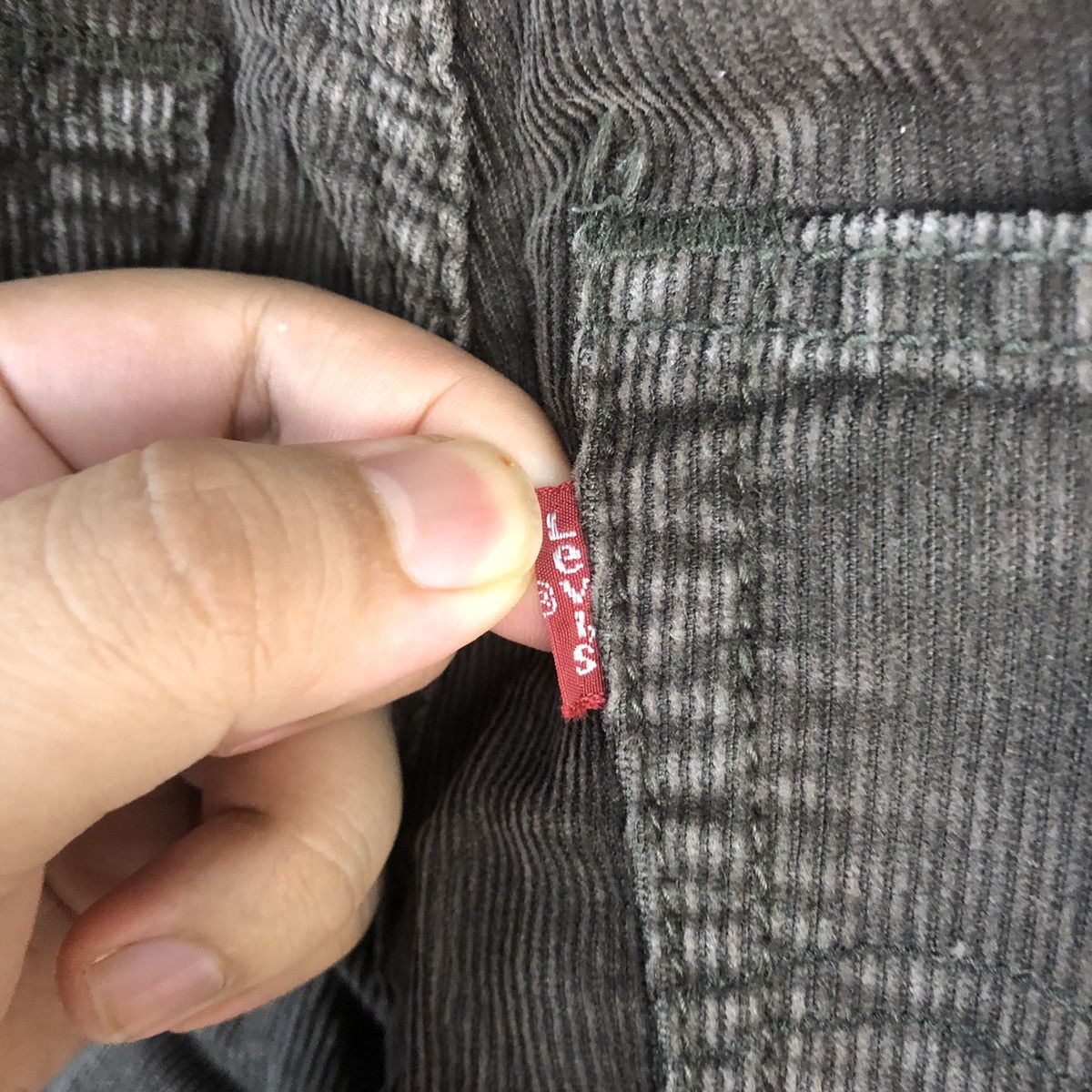 Levi's DLL Levis 702 Brown Corduroy cargo Pants #C012 Size US 31 - 18 Thumbnail