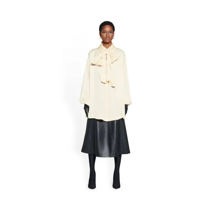 Balenciaga o1bcso1str0326 Hooded Blouse in Ivory Size M / US 6-8 / IT 42-44 - 2 Thumbnail