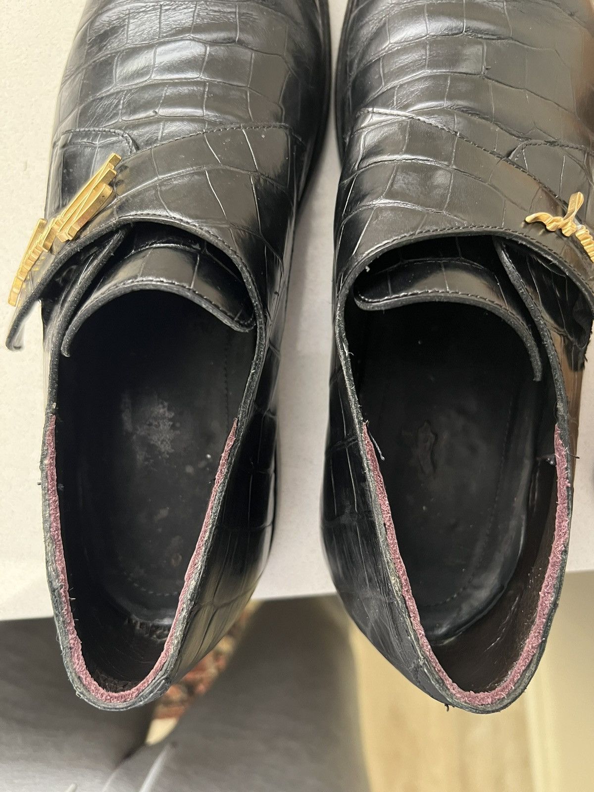 Balenciaga RARE Balenciaga Croc Dress Shoes with Gold Spell Out Logo Size US 10 / EU 43 - 6 Thumbnail