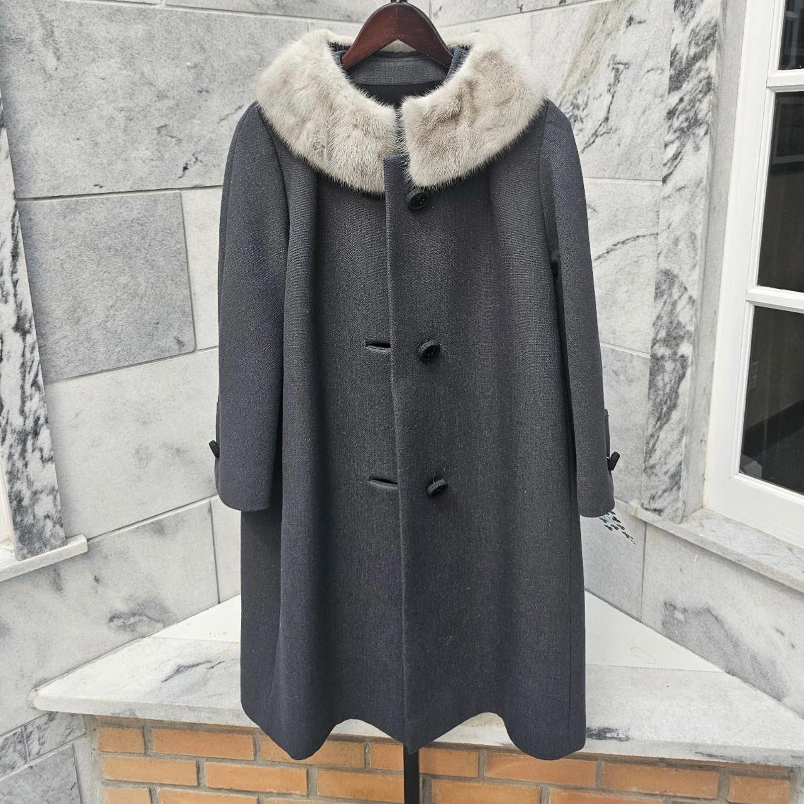 Women's Grey 1950s Vintage Coat