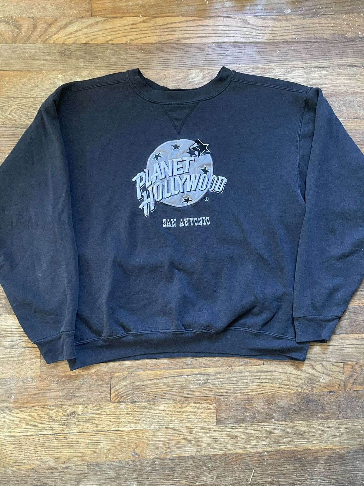 Planet Hollywood Vintage PLANET HOLLYWOOD Crewneck “San Antonio” Size US L / EU 52-54 / 3 - 1 Thumbnail